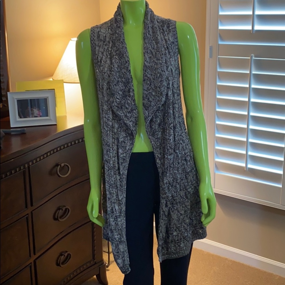 Sleeveless long sweater vest
